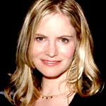 Jennifer Jason Leigh