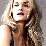 Amber Valletta